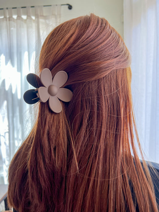 retro daisy hair clip black+brown