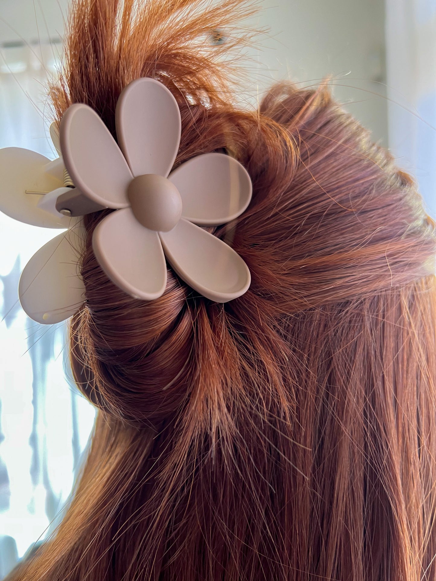 retro daisy hair clip cream+brown